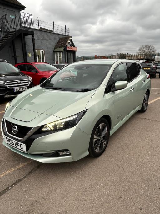 2018 LEAF 40KWH 2.ZERO HATCHBACK PRICE 6,490 YEAR 2018 18 REG MILEAGE 54,750 ENGINE... photo