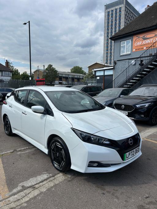 2022 LEAF 39KWH ACENTA HATCHBACK PRICE 8,790 YEAR 2022 72 REG MILEAGE 21,004 ENGINE... photo